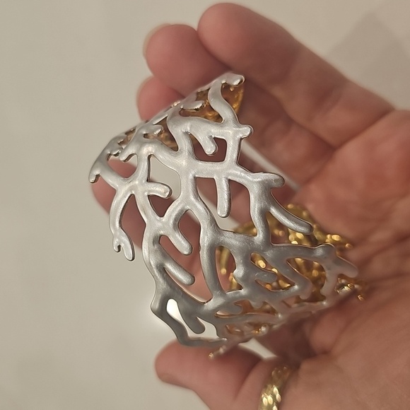 Silver and Gold Tone Beach Coral Cuff Bracelet NWT - Picture 4 of 4
